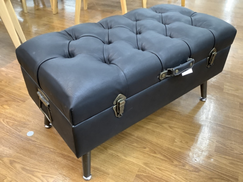 生活家具のイス