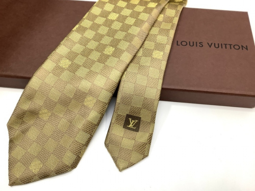 服飾小物のネクタイ