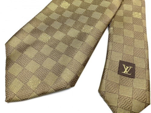 ネクタイのLOUIS VUITTON