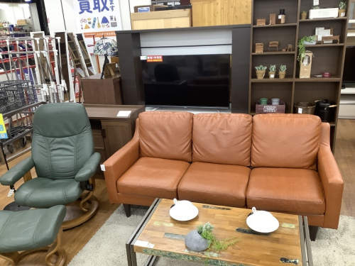 中古家具　家具　家電　中古家電　冷蔵庫　洗濯機　電子レンジ　炊飯器　ダイニング　テーブル　チェア　デスク　キッチン収納　収納家具　収納　の古着　衣類　春物衣類　夏物衣類　洋服　楽器　中古楽器　ギター　ベース　キーボード