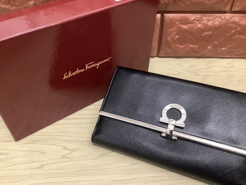 バッグ・財布の財布