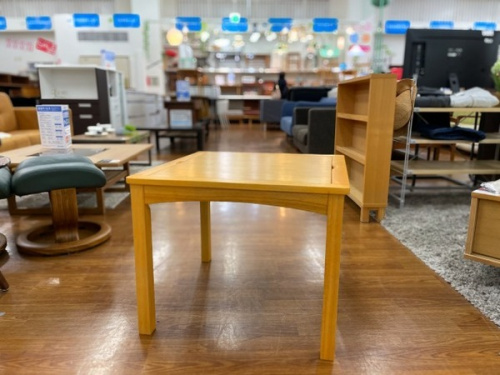 家具のテーブル ローテーブル