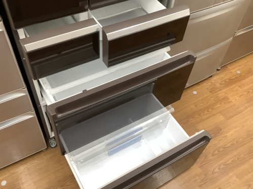 6ドア冷蔵庫のPanasonic