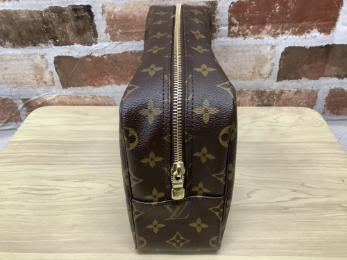 クラッチバッグのLOUIS VUITTON　ルイ・ヴィトン