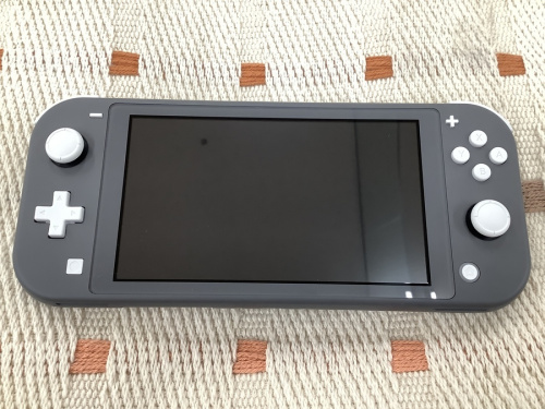 ゲーム機のNintendo Switch Lite