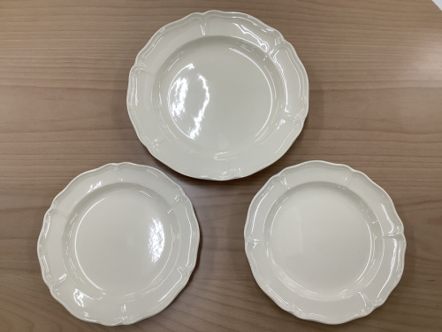 Wedgwood（ウェッジウッド）のクイーンズプレーンが入荷しました【川越