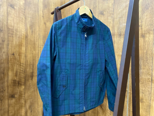 トップスのジャケット