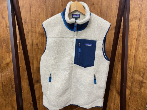 3人掛けソファーのPatagonia