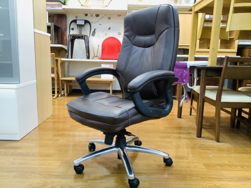 生活家具のイス