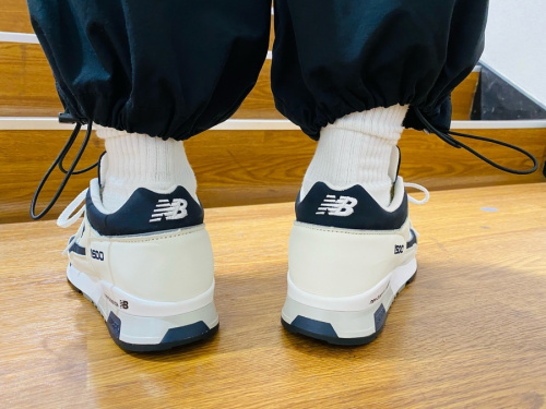 モノポリーのNEW BALANCE