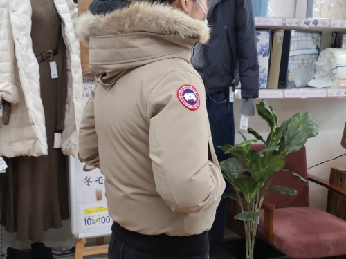 CANADA GOOSEの冬物衣類