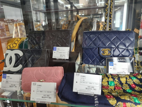 ルイヴィトンのCHANEL