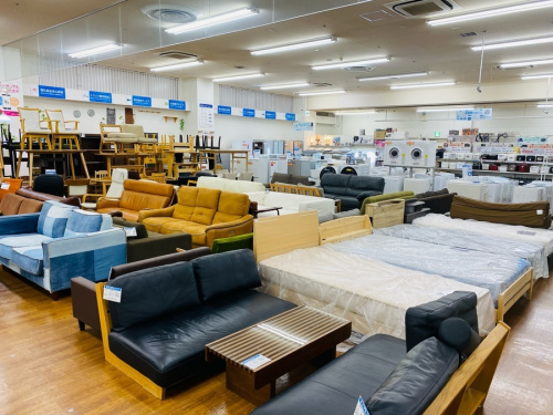 キッチンボードの食器棚