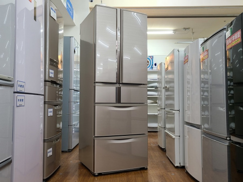 キッチン家電の冷蔵庫
