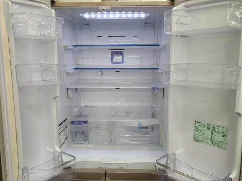 6ドア冷蔵庫のMITSUBISHI