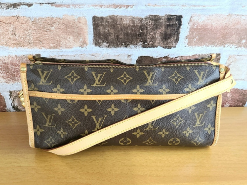 バッグのショルダーバッグ
