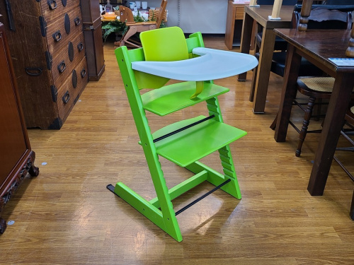 生活家具のイス