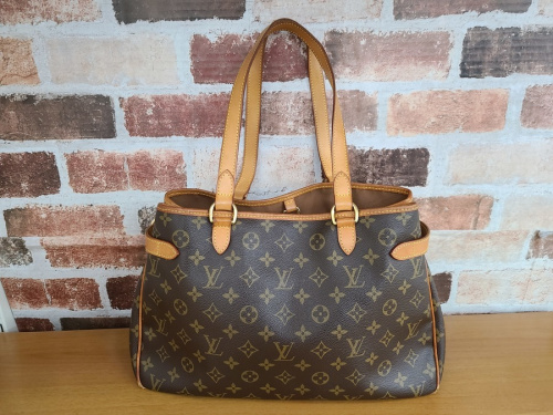 バッグのトートバッグ