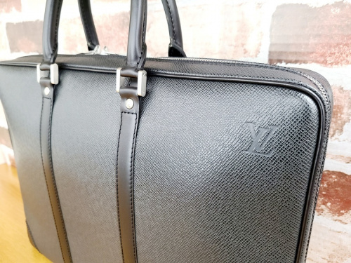 バッグ・財布のソファー