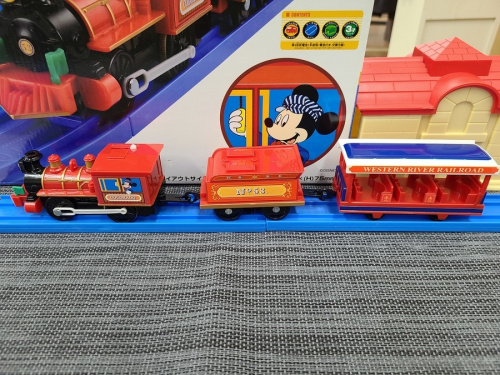 DisneyのTOMY