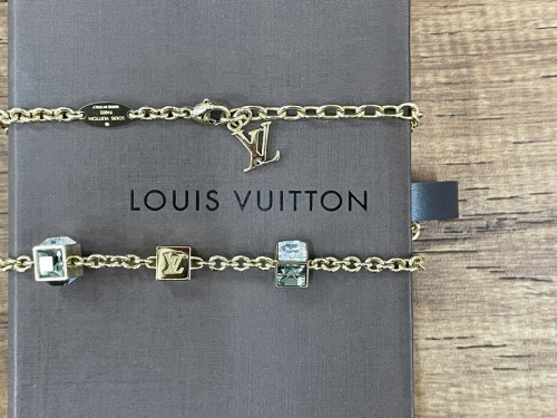 LOUIS VUITTONのM61153