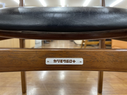 イスのダイニングチェアー