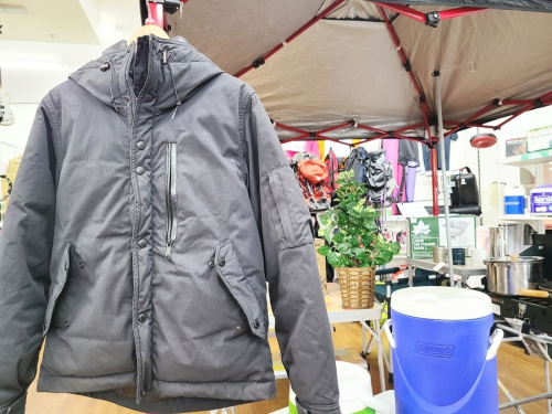 トップスのジャケット