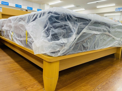 セミダブルベッドのニトリ