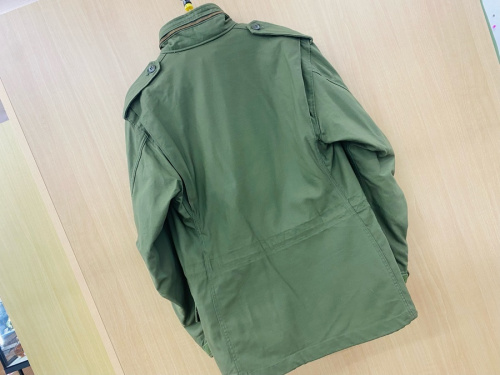 ミリタリーのM-65