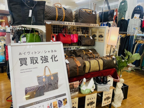 ルイヴィトンのLOUIS VUITTON