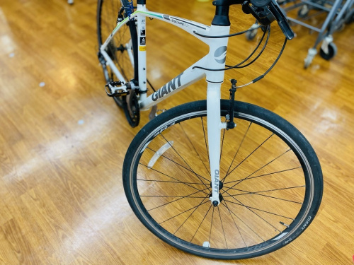 自転車のロードバイク