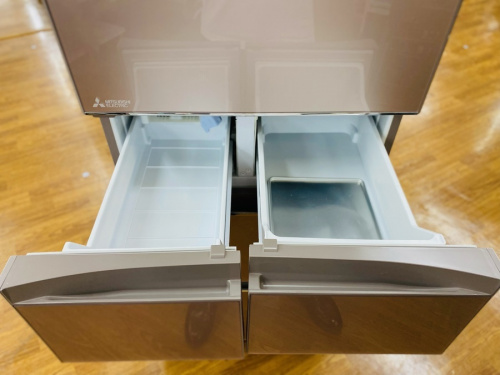 5ドア冷蔵庫のMITSUBISHI