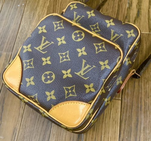 ブランド・ラグジュアリーのLOUIS　VUITTON