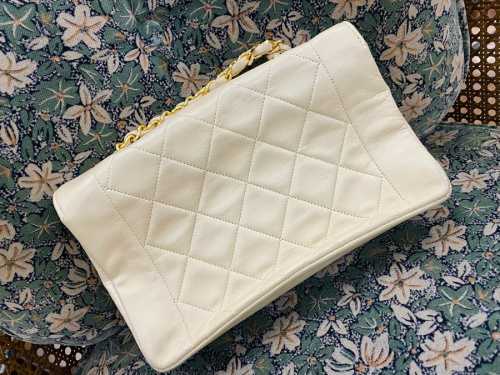 CHANELのショルダーバッグ