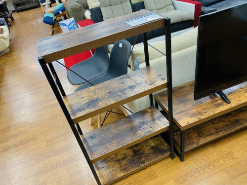 ラックのニトリ