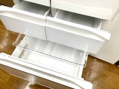 6ドア冷蔵庫のHITACHI