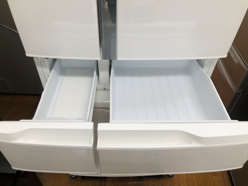 6ドア冷蔵庫のPanasonic