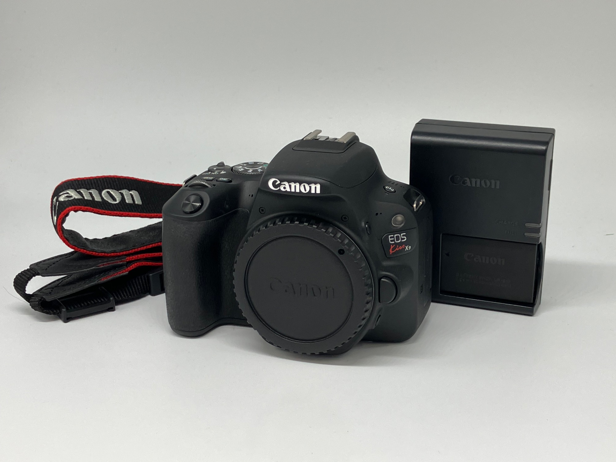 【HRNさん専用】Canon EOS Kiss X9 デジタル一眼レフカメラ EOS Kiss X9 - キヤノンカメラミュージアム