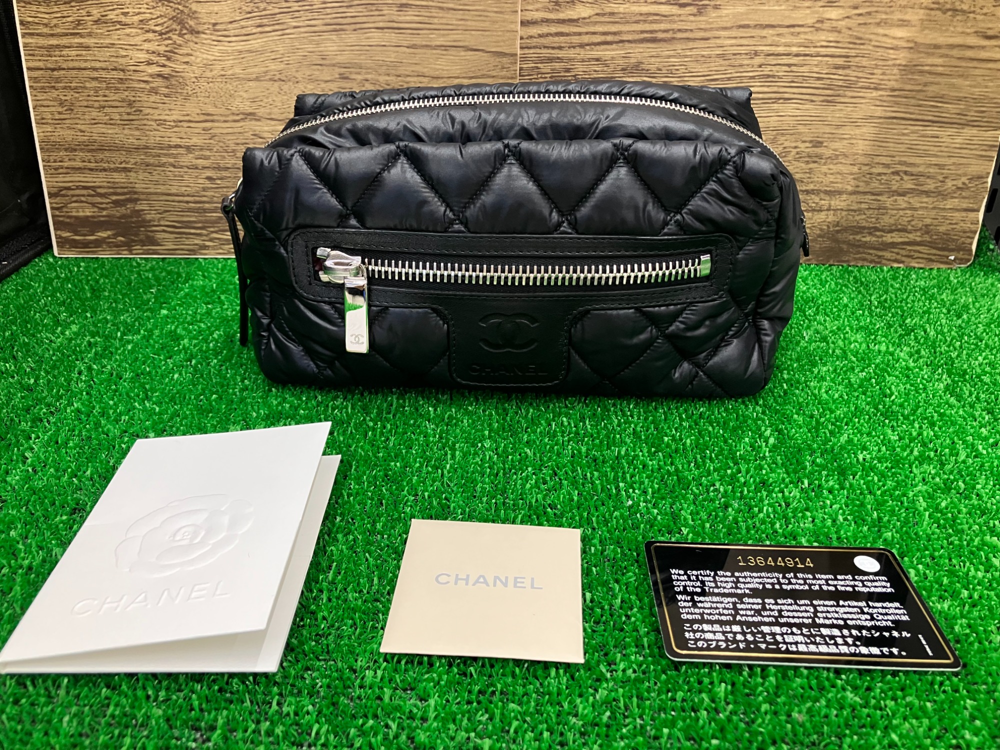 再値下げ！CHANEL☆ココクイーンポーチ CHANEL（シャネル）】のコココクーンのコスメポーチが買取入荷