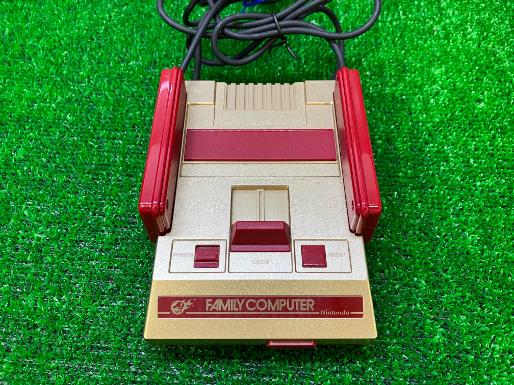 ニンテンドークラシックミニ ファミリーコンピュータが買取入荷しま