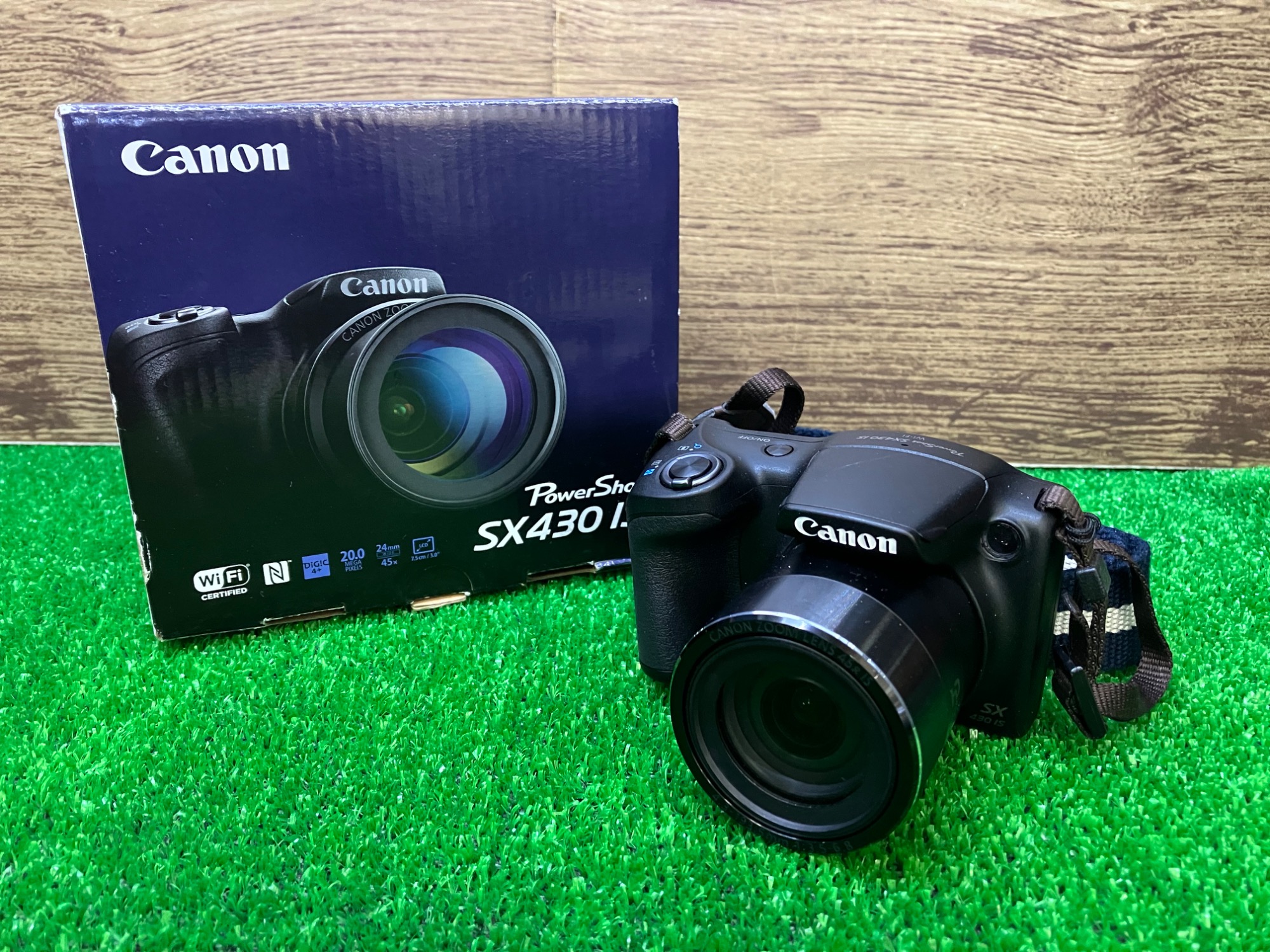 Cannon カメラ （2日に引越し) Cannon カメラ （2日に引越し)