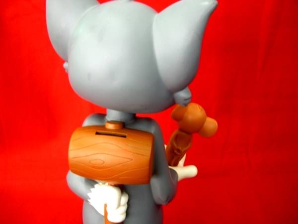 ロスより入荷!!　トムとジェリー / トム　貯金箱【ビーストキングダム】 トムとジェリー トム 貯金箱 ボーリングピン バンク