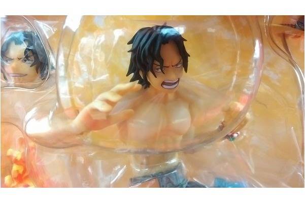 ONE PIECE（ワンピース）フィギュア展示販売中♪【鶴ヶ島店