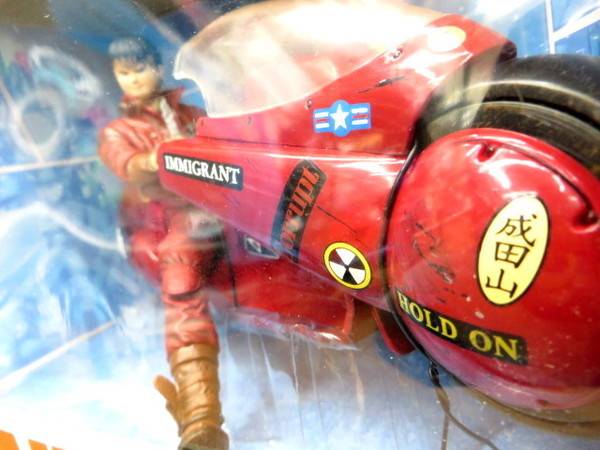 さんをつけろよ!AKIRA「金田正太郎」オンモーターサイクル さんをつけろよ!AKIRA「金田正太郎」オンモーターサイクル