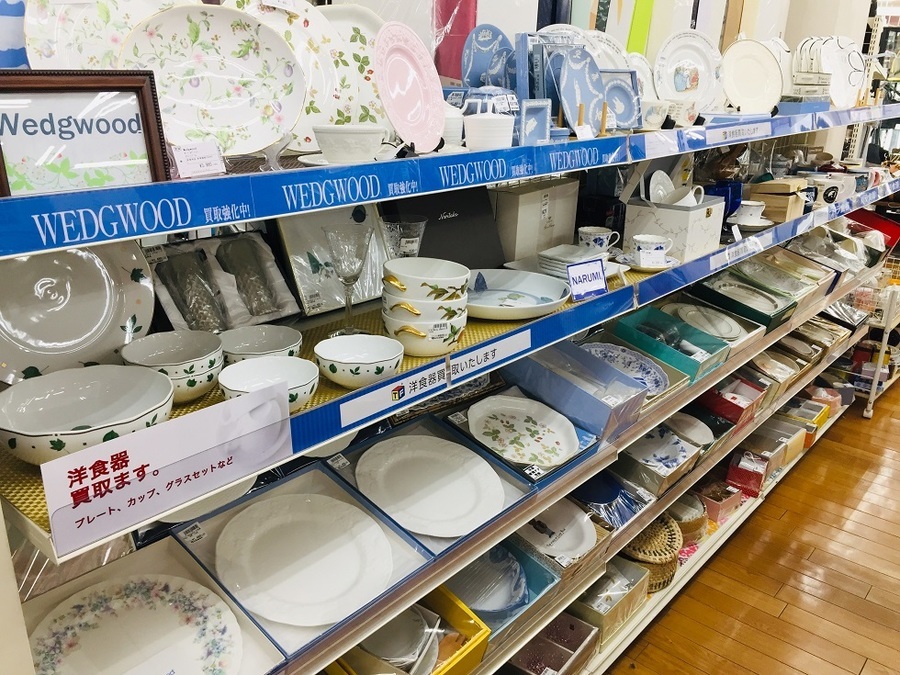 コーヒー雑貨、食器、タオル、寝具などの贈答品は高評価買取中