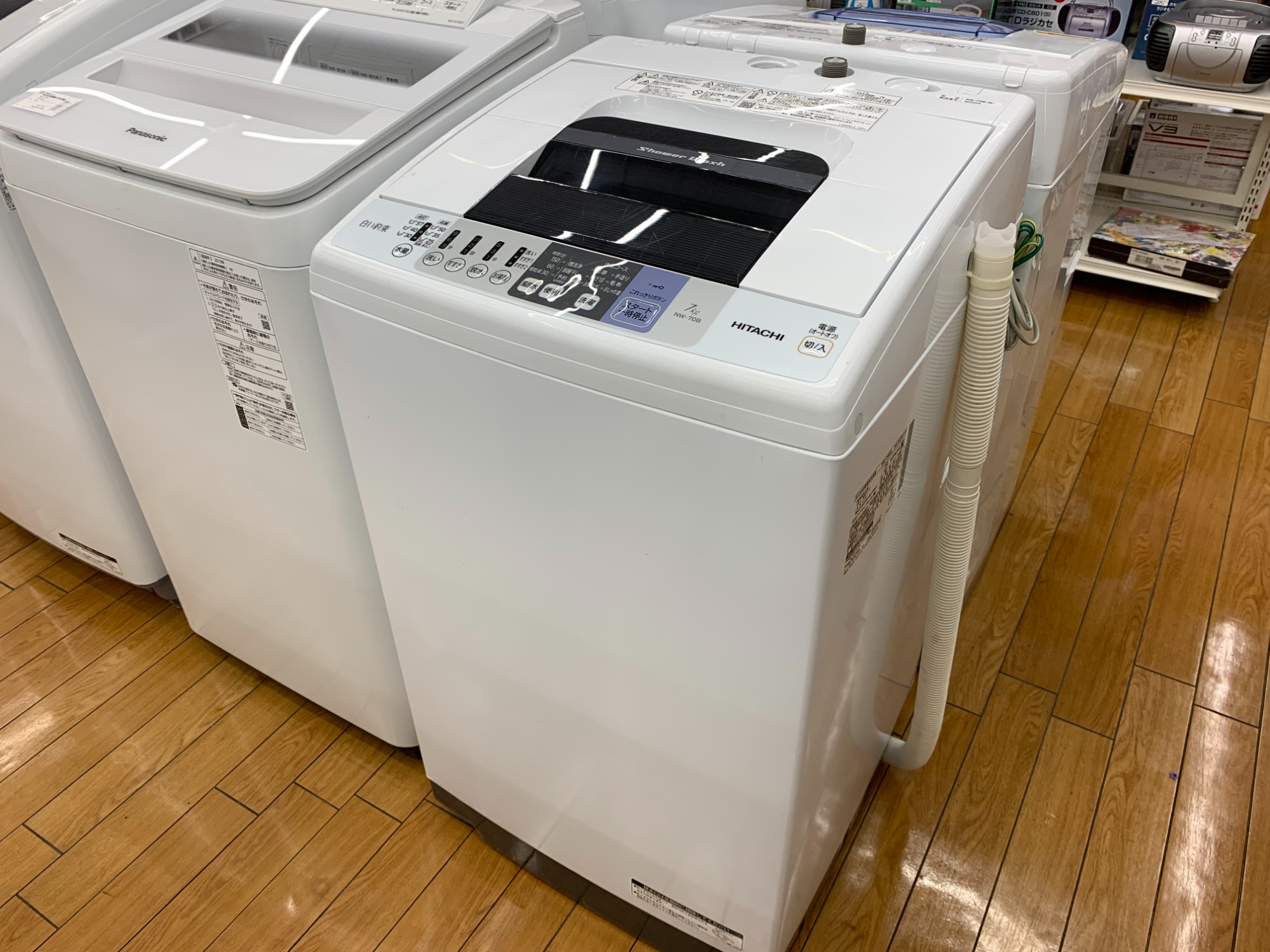 HITACHI 全自動洗濯機　NW-70B HITACHI(日立)の全自動洗濯機 NW-70B のご紹介です。