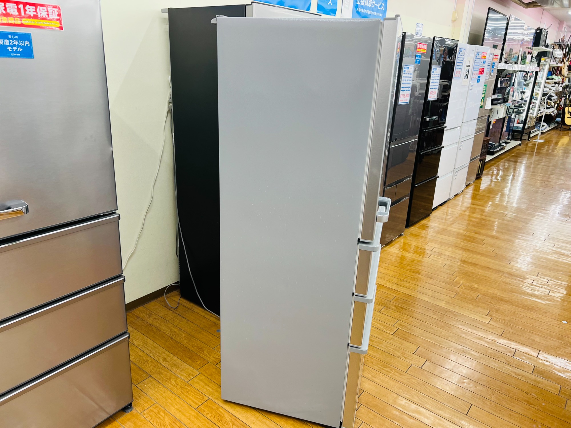 冷蔵庫販売強化中】訳あり!! AQUA（アクア）の4ドア冷蔵庫をご紹介し