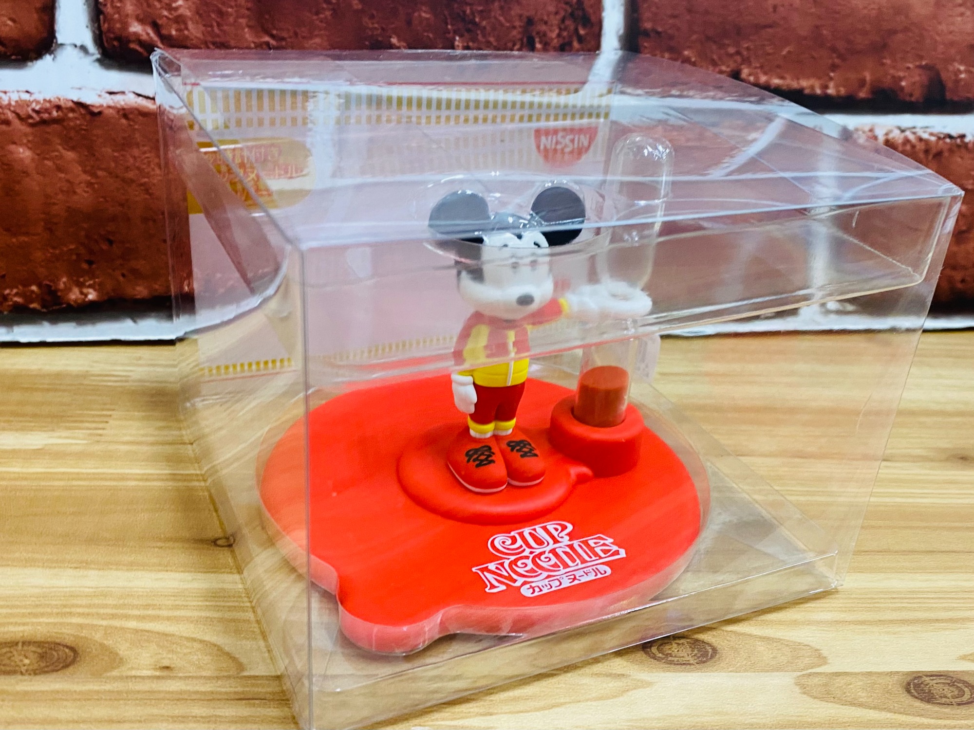 Disney(ディズニー)の砂時計付きカップヌードルストッパーが入荷