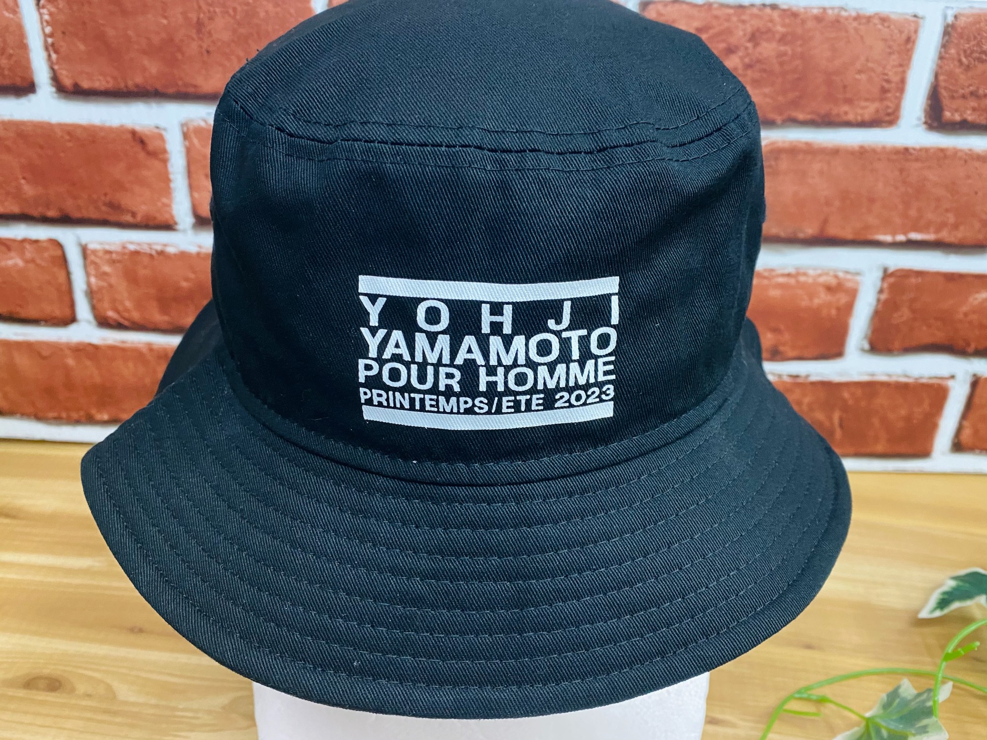Yohji Yamamoto(ヨウジヤマモト)×New Era(ニューエラ)のバケットハット