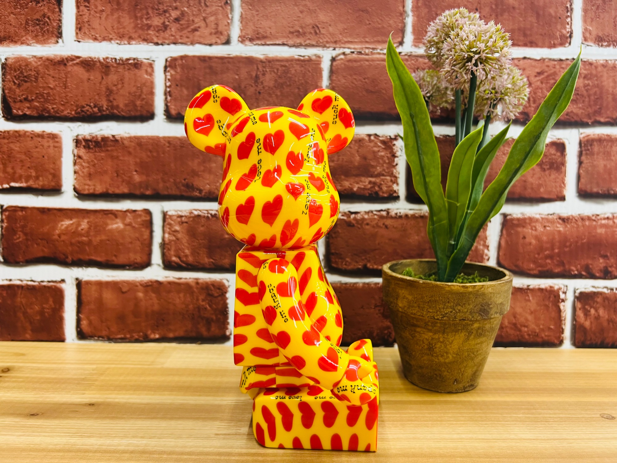 フィギュア買取強化中】BE@RBRICK Yellow Heart 400％ の “hide
